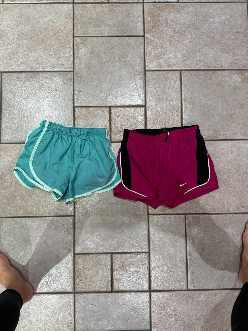 XS Nike Women's Teal and Magenta Running Shorts Pack